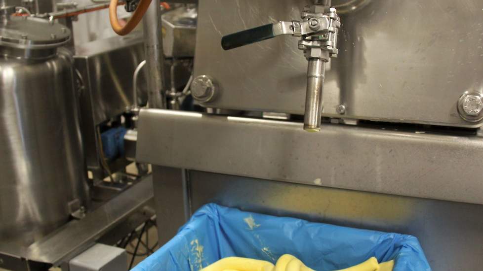 Boterproductie in de fabriek.