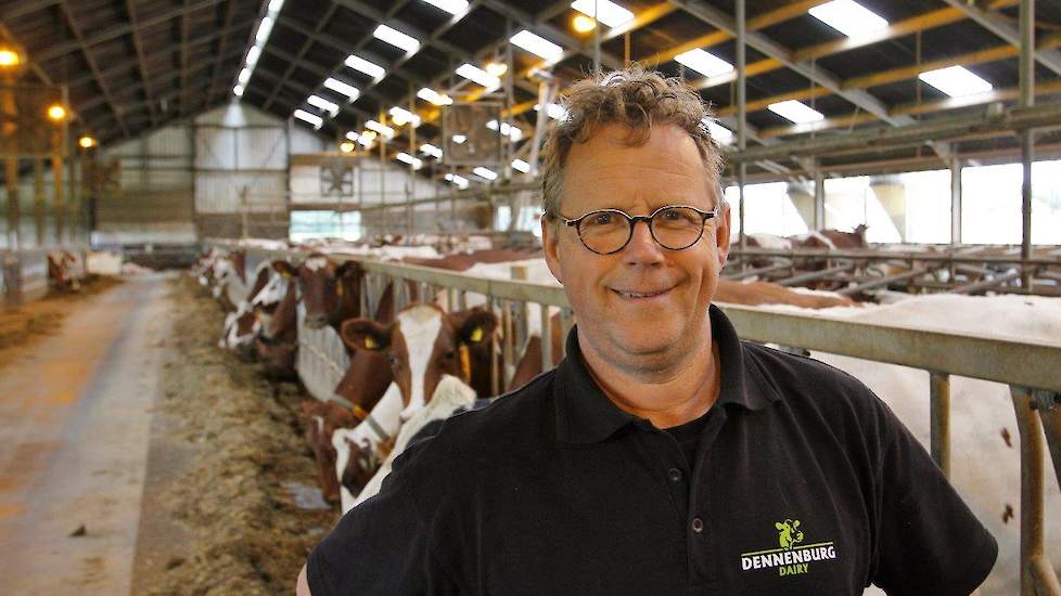 „We zitten al tijden tegen het fosfaatplafond aan. Met dit plan willen we er duidelijk onder komen, zodat we niet afhankelijk blijven van de weersomstandigheden om het plafond te halen”, aldus LTO-Melkveehouderijvoorzitter Wil Meulenbroeks.