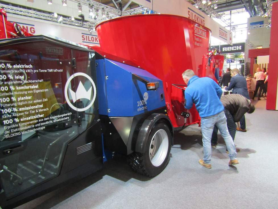 De volledige elektrisch aangedreven zelfrijdende voermengwagen van Siloking.