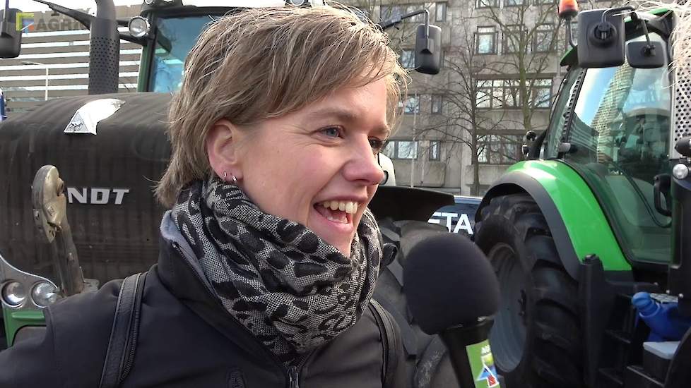 Linda Janssen van POV strijdt om de politiek in actie te krijgen
#Boerenprotest Den Haag 19 februari