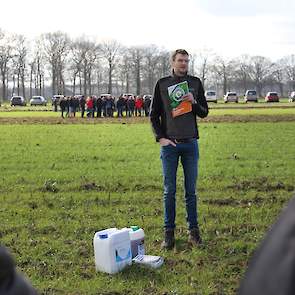 Gerben Houwers van Agrowin pleit voor het gebruik van Roundup in de bestrijding van kweek; „Dat gaat namelijk niet zonder. Laten we ons daarom voor het vernietigen van de vanggewassen beperken tot mechanische bestrijding. Gebruik je tóch glyfosaat, werk h