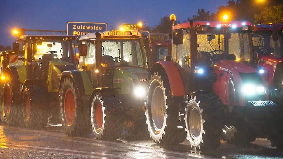 A28 blokkeren de A28 bij Hoogeveen