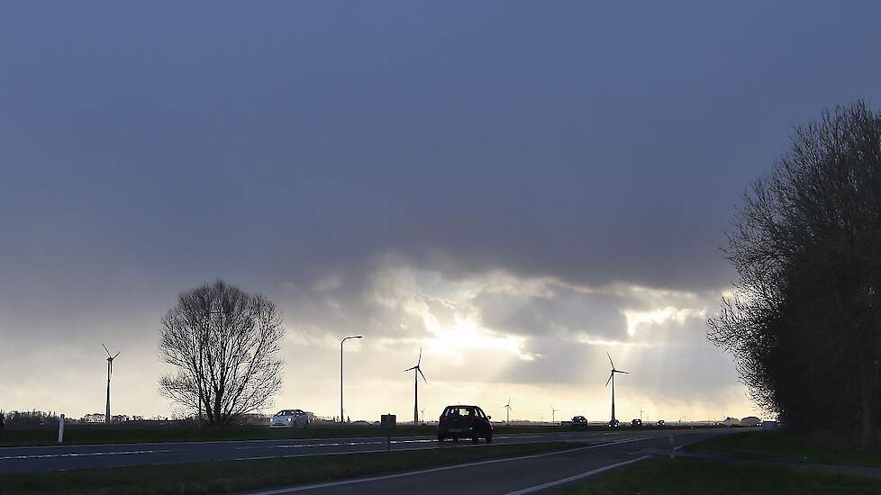 Afbeelding van regenwolken ter illustratie