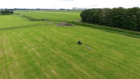 Video: Eenvoudige EMi-scanner brengt bodem grasland in kaart en bespaart stikstof - Melkvee