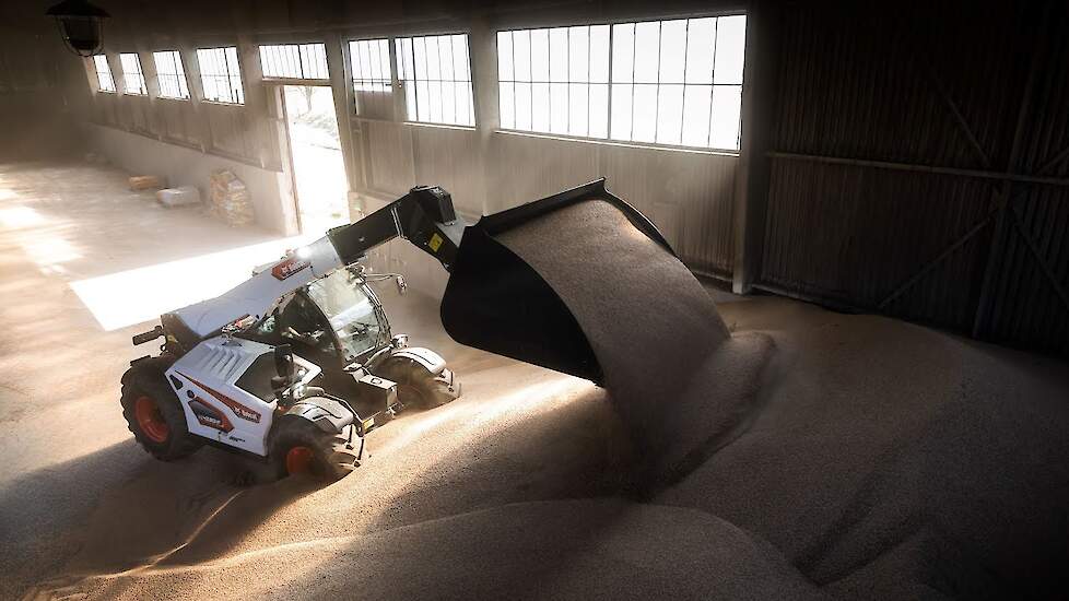 Bobcat R-Series Telescopic Loaders for Agriculture Introduction