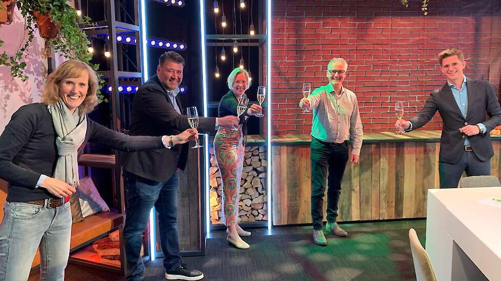 Proost op de nieuwe ministers vanuit de Brabanthallen Den Bosch