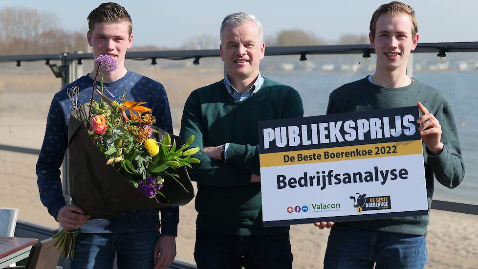 Jarwin, Jan en Martin de Man met de publieksprijs.