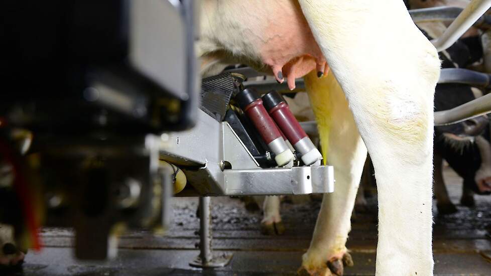Controleer regelmatig de instelling van het spraysysteem, zeker als het verbruik van de spray verandert.