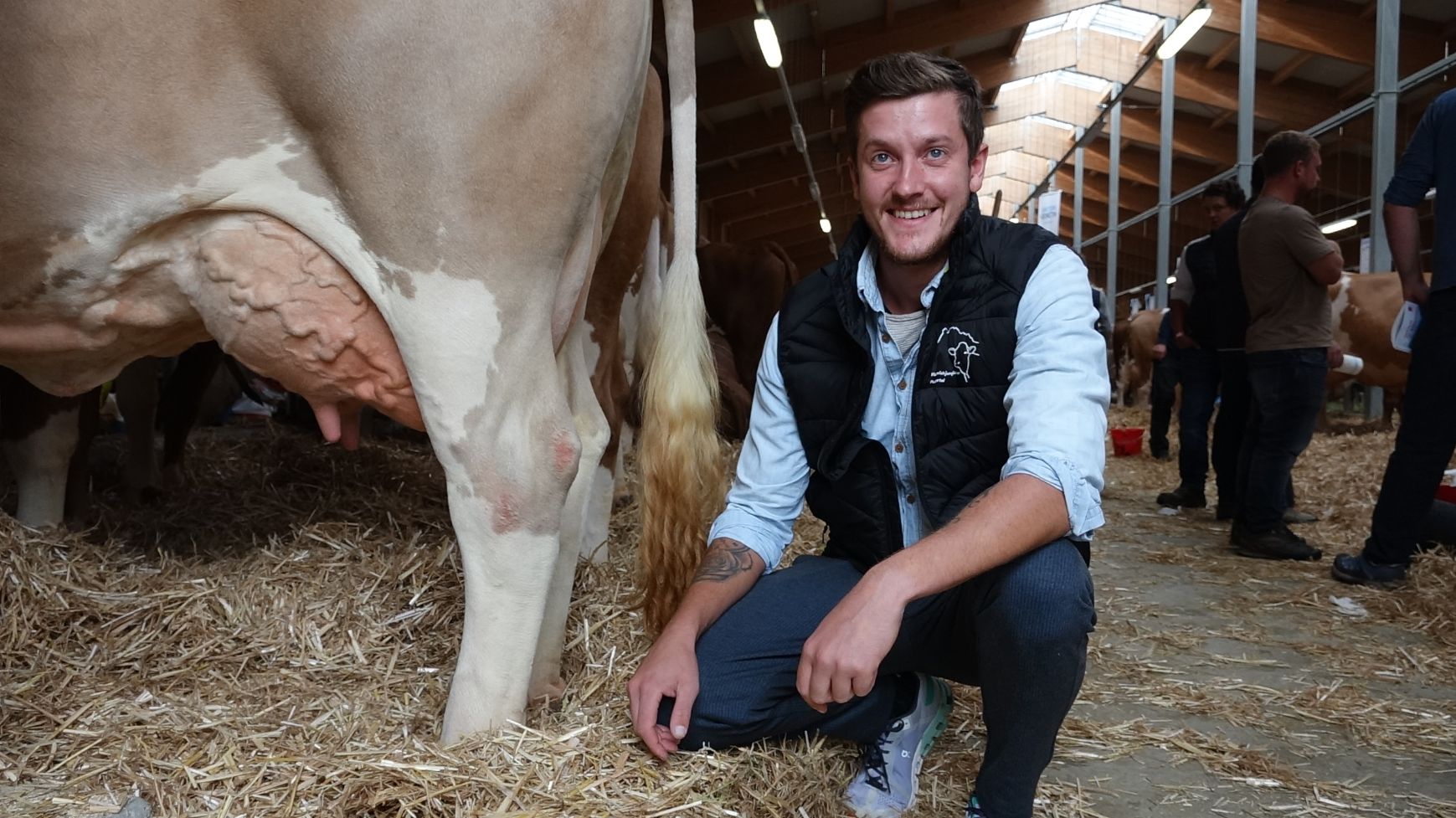 Fotoserie Nederlandse boeren onderweg naar Fleckviehland Melkvee.nl