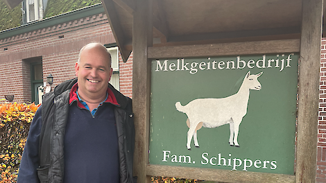 Het voeren van pensbestendig vet ondersteunt de melkproductie, conditie en vruchtbaarheid van de geit.