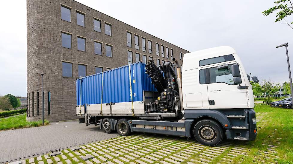 Levering Hager container voor accu energieopslag systeem