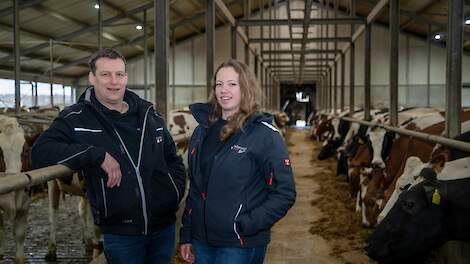 Ton van Helmond met dochter Esmee, een van de drie kinderen met interesse om het bedrijf voort te zetten.