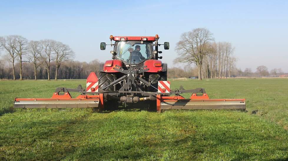 Telers zijn volgens Wiersma verplicht om eerst niet-chemische alternatieven van gewasvernietiging, zoals klepelen, te overwegen voordat ze glyfosaat mogen gebruiken.