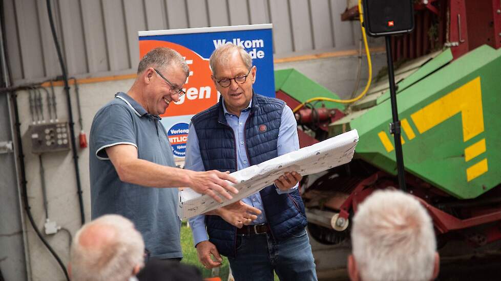 Start met een plenaire sessie in de loods en een bedankje voor Taeke