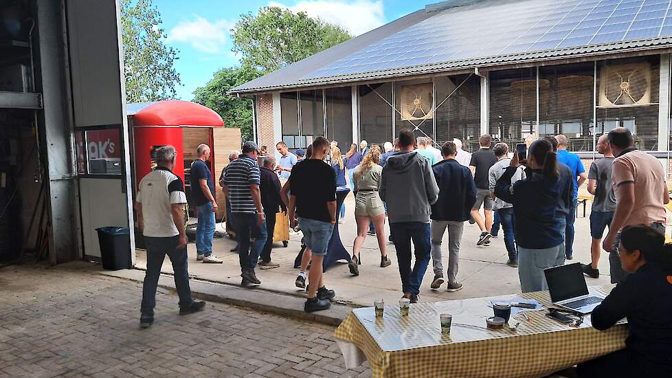 En daarna uiteen in groepjes voor de workshops