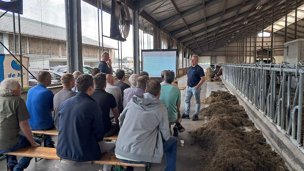 Op de voergang ging de workshop van De Heus over van ruwvoer tot melk