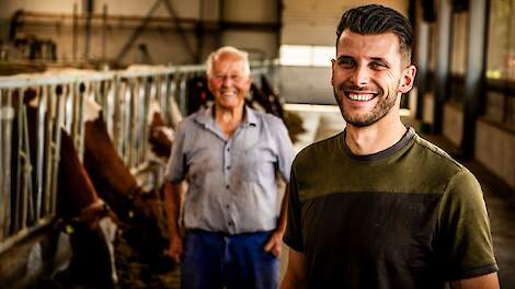 Derde generatie melkveehouder Niels aan het roer: ‘bouwen aan robuuste basis’