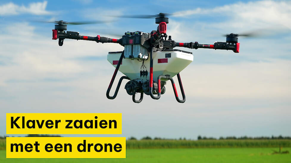 Klaver zaaien met een drone