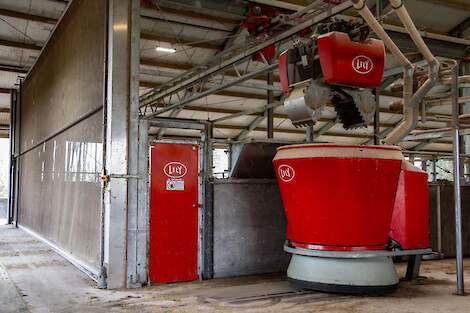 Lely Vector automatisch voersysteem die in een voerkeuken staan