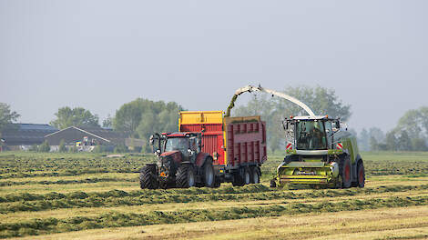Opraapwagen of hakselaar: welke levert het meeste rendement op?