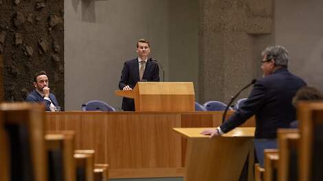 Minister van Essen: 'Dit betekent dat ik mij niet langer inzet voor een nieuwe mestderogatie'