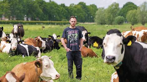 Melkveehouder Ron van Zandbrink: Nadruk op natuurlijk gedrag dier
