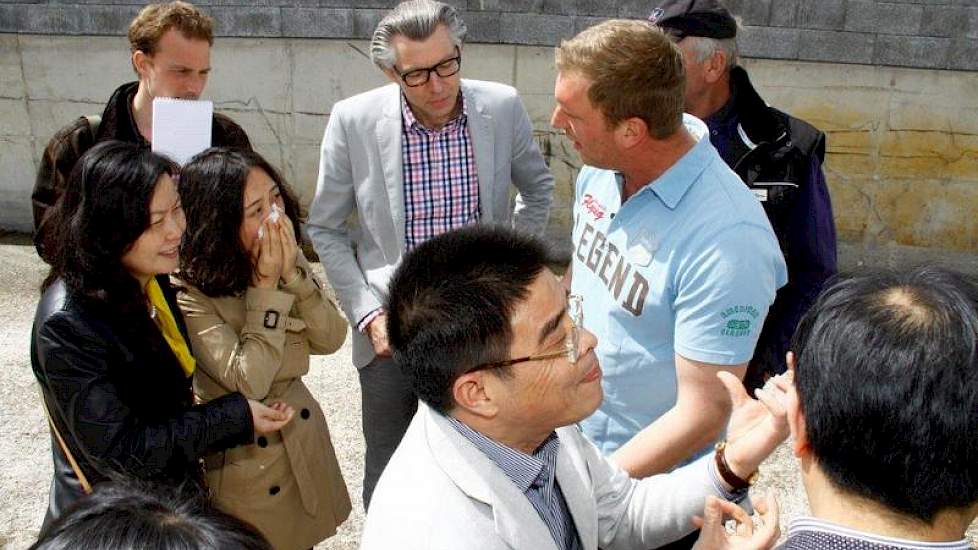 De Chinese tolk moest erg wennen aan de lucht.