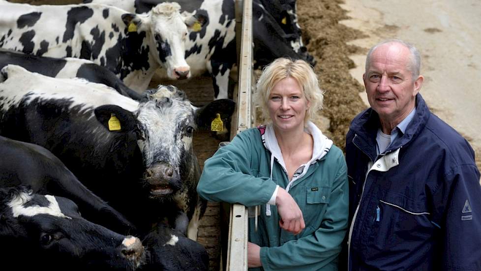 Toen Esther in 2001 de kans kreeg om bij haar vader in het bedrijf te komen, greep de kapster die kans met beide handen aan.
