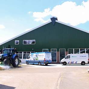 De voorbereidingen voor de open dag zijn in volle gang. Op vrijdag 13 en zaterdag 14 juni zijn er open dagen voor een breed publiek. Tussen 10.00 uur en 16.00 uur is een ieder welkom om een kijkje te nemen op het bedrijf.