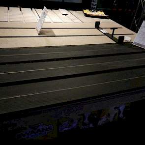 Emmissiearme vloeren met rubber wordt de nieuwe trend, zo voorspelt Swaans beton. Daarom ontwikkelden ze de G3.3 Patent Comfort vloer, een doorontwikkeling van de bestaande G3, maar dan met een ingegoten rubber toplaag. Deze is verkrijgbaar met en zonder