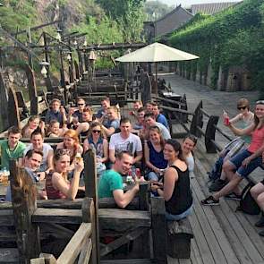 De reis voor 3e en 4e jaars studenten werd door vier studenten zelf georganiseerd, onder leiding van coach en docent Jeroen Nolles. De leerlingen moesten de reiskosten zelf betalen.