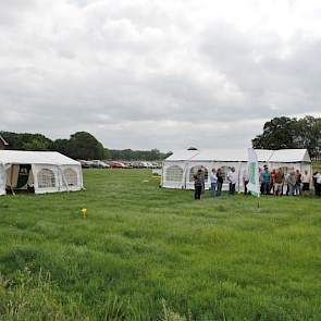 In totaal waren er gedurende de dag zeven presentaties. Naast de in deze fotoserie beschreven presentaties, vertelde Bosch beton over sleufsilo's, De Heus over fosfaatefficiëntie en Bart Kistemaker en Niek Konijn over de Kringloopwijzer. Afsluitend konden