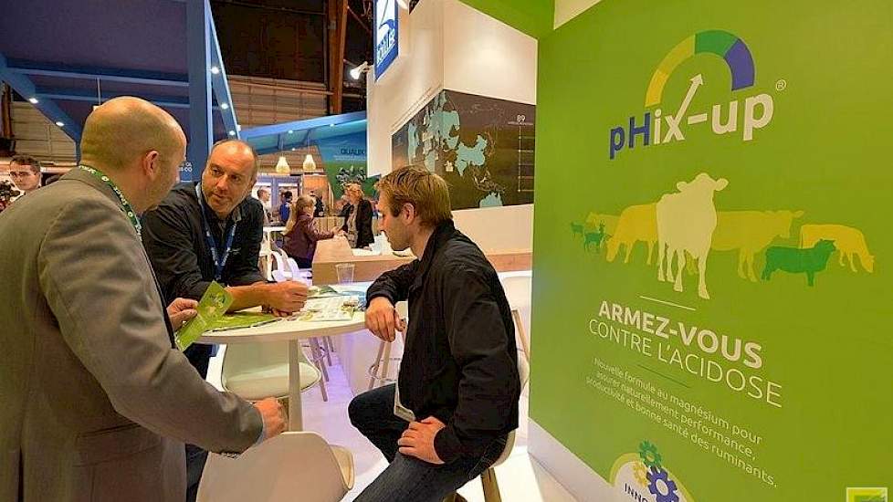 Timab brengt het veevoeradditief PHix-up op de markt. Dit product neutraliseert pensverzuring 2,5 tot 3 keer sterker dan kalium-of natriumbicarbonaat, blijkt uit onderzoek van het Nationaal Instituut Agrarisch Research (INRA) in Rennes.