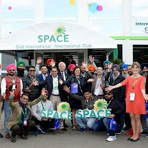 De Space verwelkomt 15.000 internationale bezoekers uit 120 landen. Overwegend Aziaten en Afrikanen.