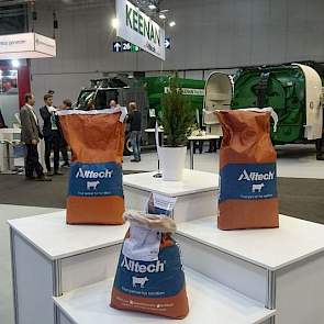 Sinds de Amerikaanse voeradditieven firma Alltech de Ierse voermengwagenfabrikant Keenan heeft overgenomen, is dit merk nog meer gericht op advisering bij het voerrantsoen. Alltech richt zich ondermeer op alternatieven voor plantaardig eiwit en data-analy