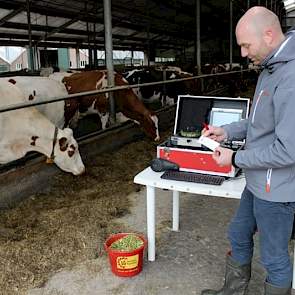 De exacte droge stof en voederwaardekwaliteit werd per vracht geanalyseerd met het mobiele LG lab