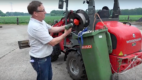Melkvee Praktijk › Video: Bongers past slimme hulpmiddelen toe bij het weiden - Melkvee